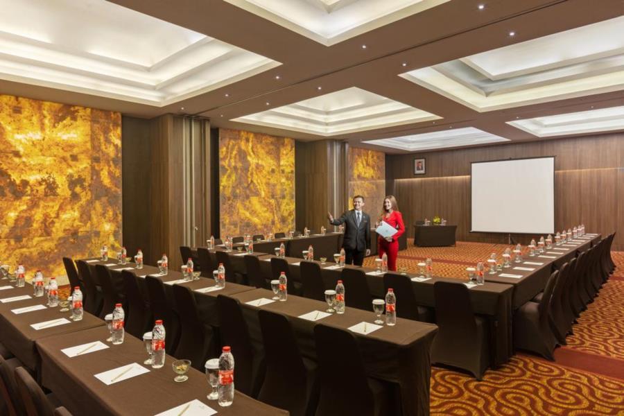 Hotel Santika Pasir Koja Бандунг Экстерьер фото